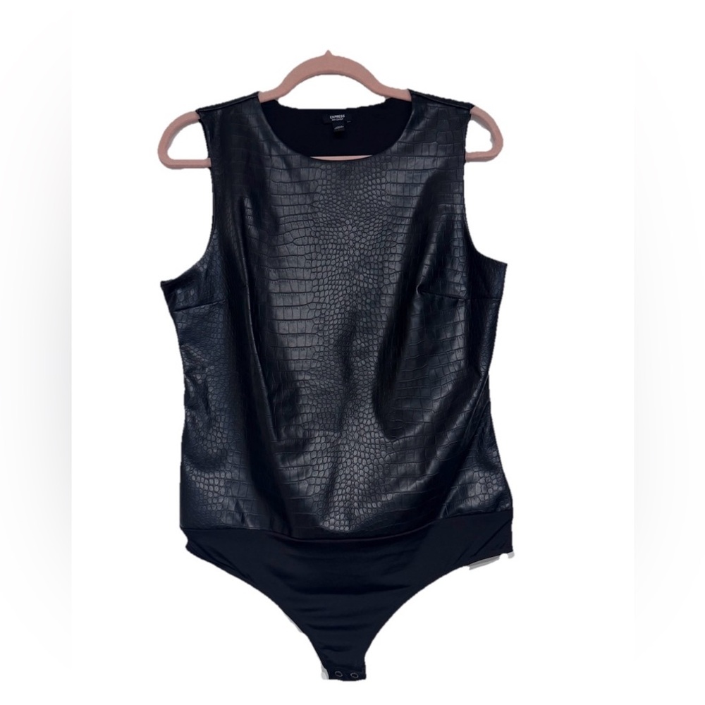 Express Black Body Contour Scoop-Neck Bodysuit L